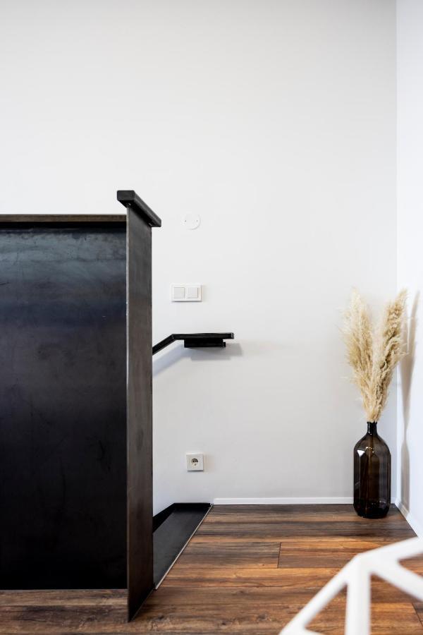 Loft-Style Duplex With Balcony In Downtown Reykjavik Apartment Екстериор снимка